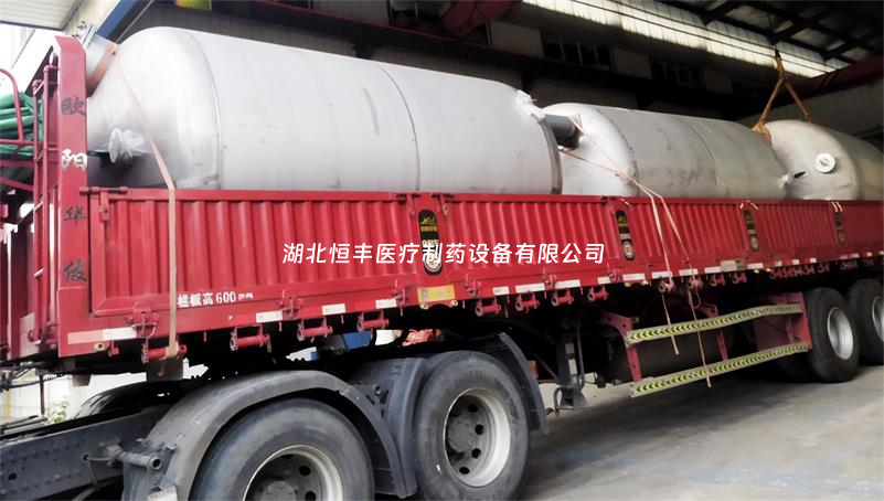 一大批儲罐順利發(fā)貨